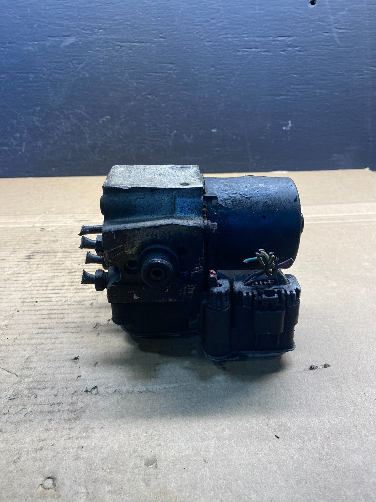 2003 - 2005 Chevrolet Silverado GMC Sierra ABS Anti-Lock Brake Module ac4446 DG5