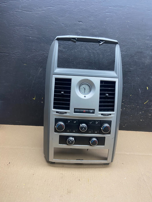 2009-2010 Dodge Journey Heater Air Vent Temp Climate Control Panel t9170 DG0