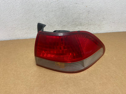 2001 to 2002 Honda Accord Sedan 4door Right Passenger Tail Light AD5292 LK0