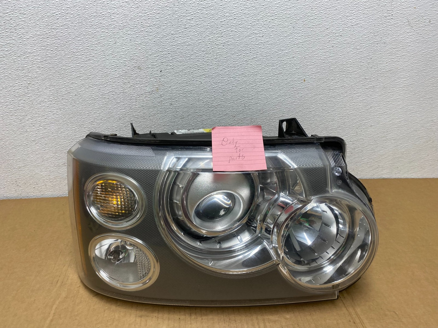 2006-2009 Land Rover Range Rover Right Passenger Xenon AFS Headlight AC7520 DW0