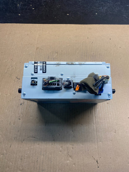 2010 to 2012 Jaguar XJ XJL Radio GPS Information Receiver AE7714 DG5