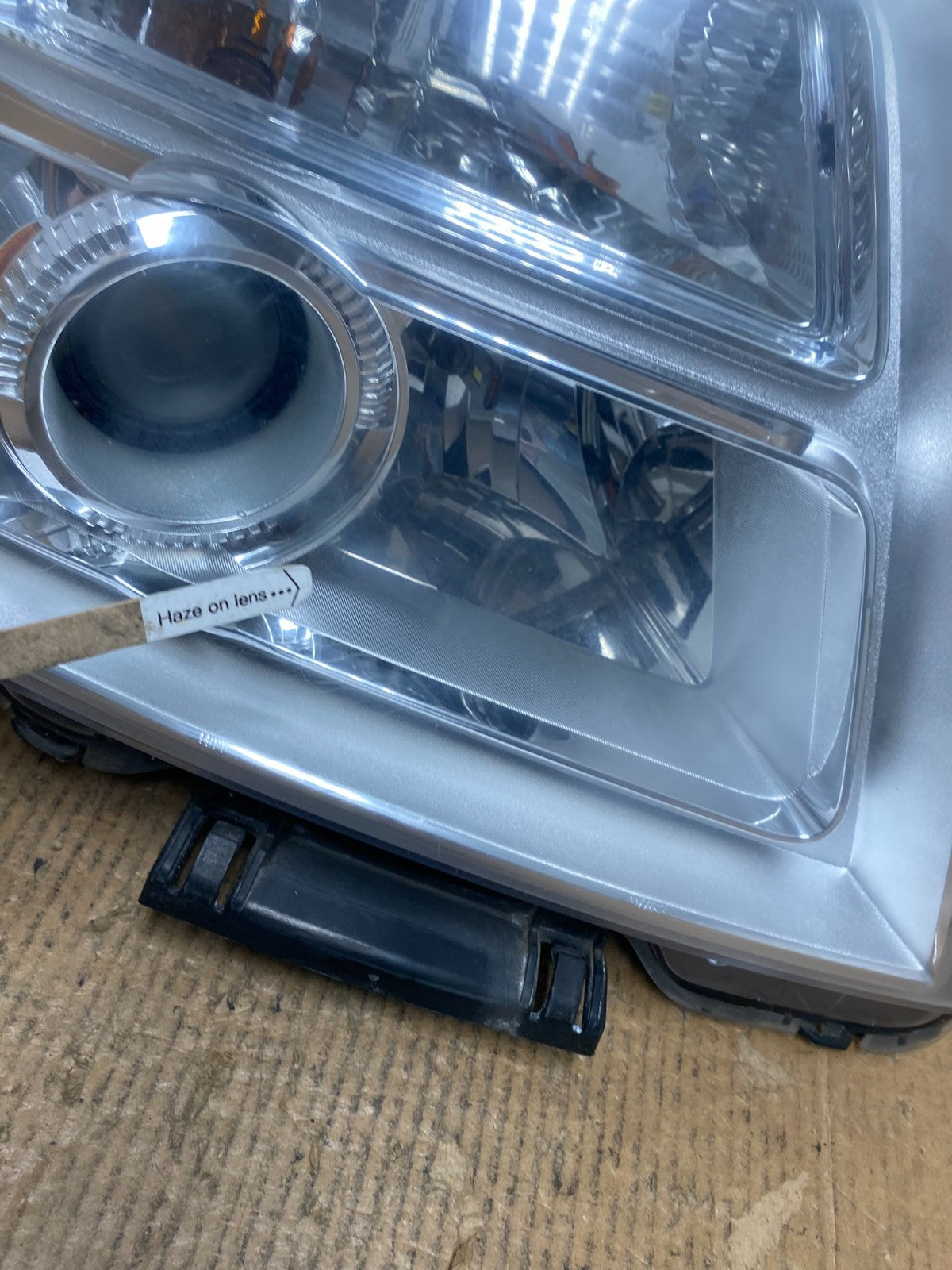 2010 to 2015 GMC Terrain Halogen Passenger Right Rh Side Headlight AE1429 DW4