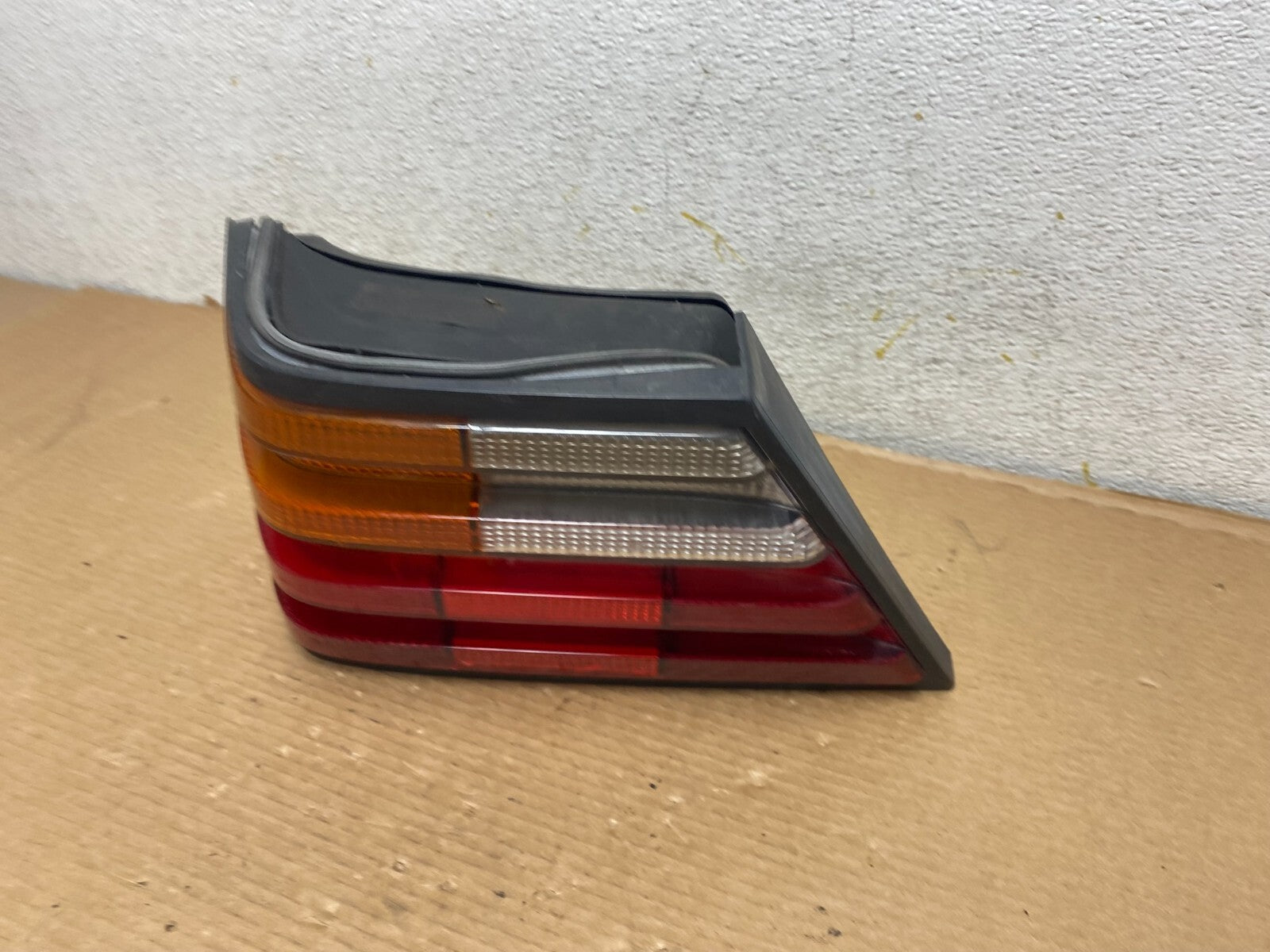 1994 to 1995 Mercedes E Class W124  Left Driver LH Side Tail Light N9682 DW1