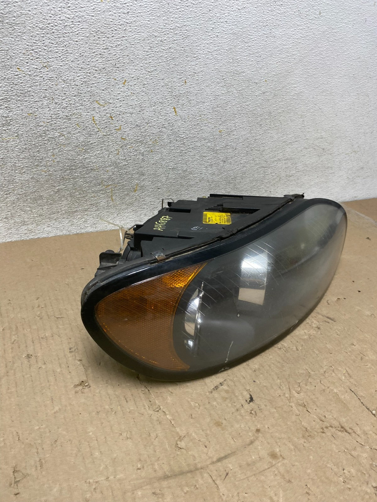 2006-2010 Volvo C70 Right Passenger RH Side Headlight AH6887 DW2
