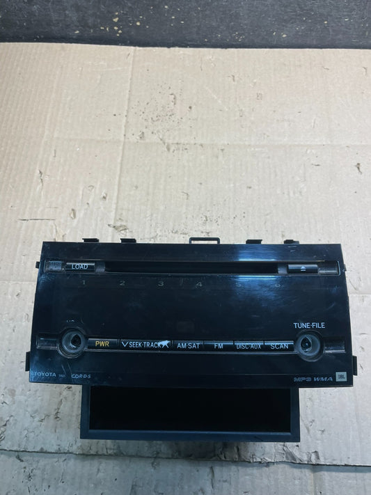 2006 to 2009 Toyota Prius OEM Radio AM/FM CD Player Oem X8477DG0