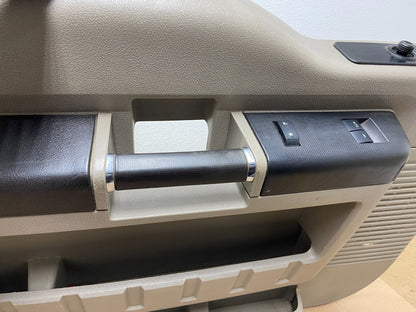 2008 to 2010 Ford F250 F350 Front Left Side Interior Door Panel AF3008 DW3