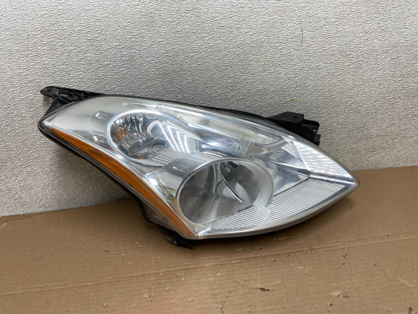 Sedan 2010 2011 2012 Nissan Altima Headlight Right Passenger Rh OEM AB1341 DW0