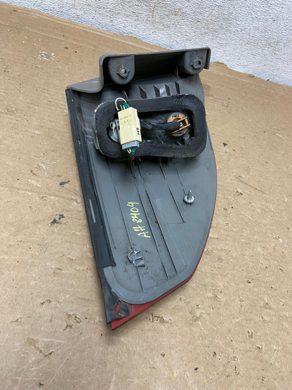 2006 - 2010 Toyota Sienna Right Passenger Side Tail Light AH8404 LK7
