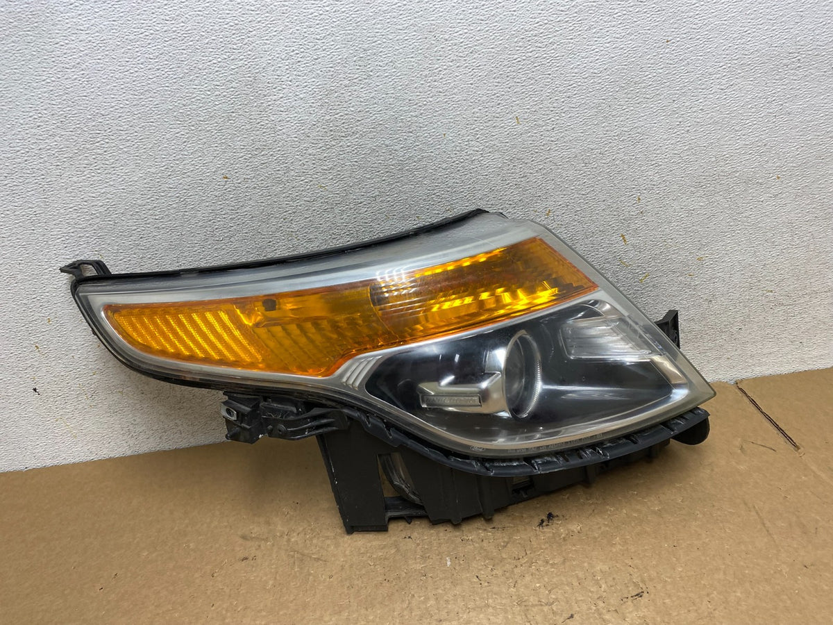 2011 to 2015 Ford Explorer Right Passenger Halogen Headlight AI3596 DW0