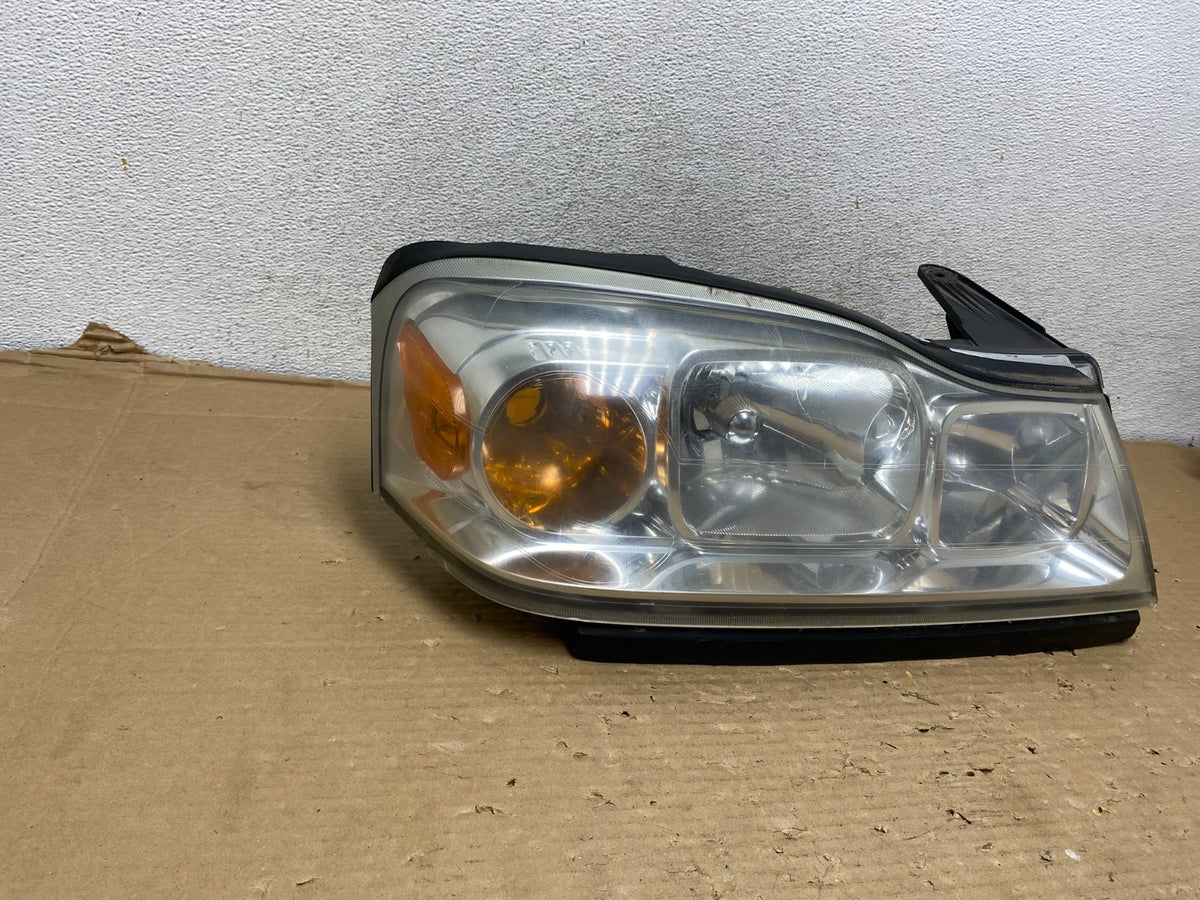 2006 to 2007 Saturn Vue Headlight Right Passenger Side Halogen AG9297 DW1