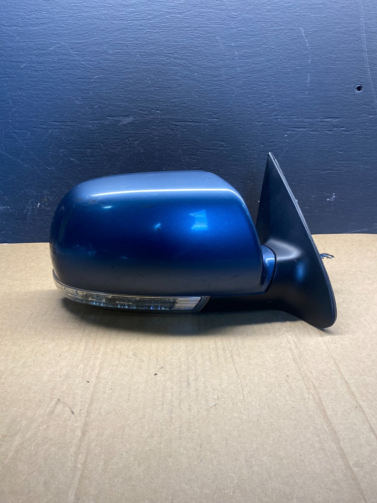 2007 - 2012 Hyundai Veracruz Right Passenger View Turn Sgn Door Mirror AC7135 DG0