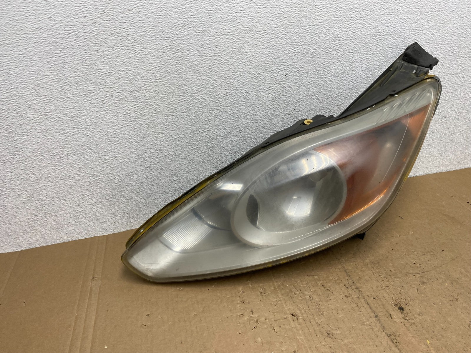 2013 to 2016 Ford C-MAX Left Driver LH Side Headlight AC5874 DW2