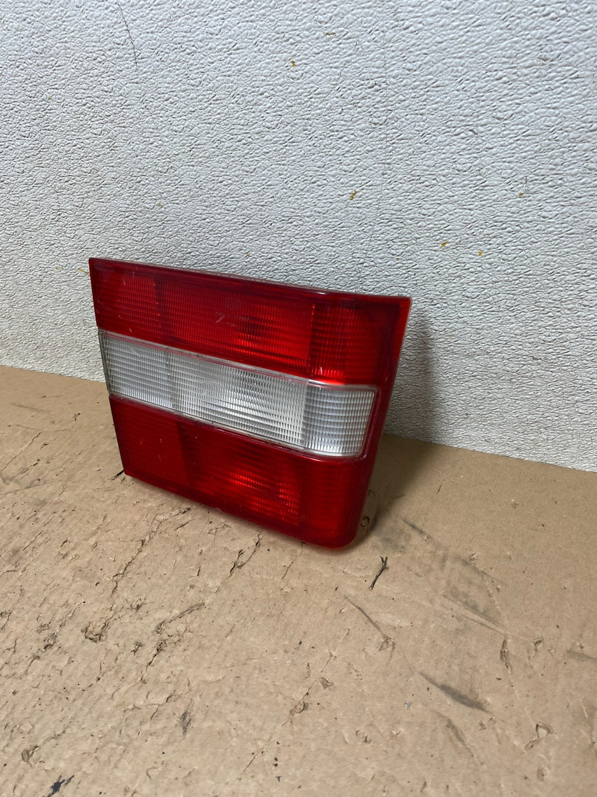 1995 to 1997 Volvo 940 960 Left Driver LH Side Inner Tail Light Oem R6555 DG1