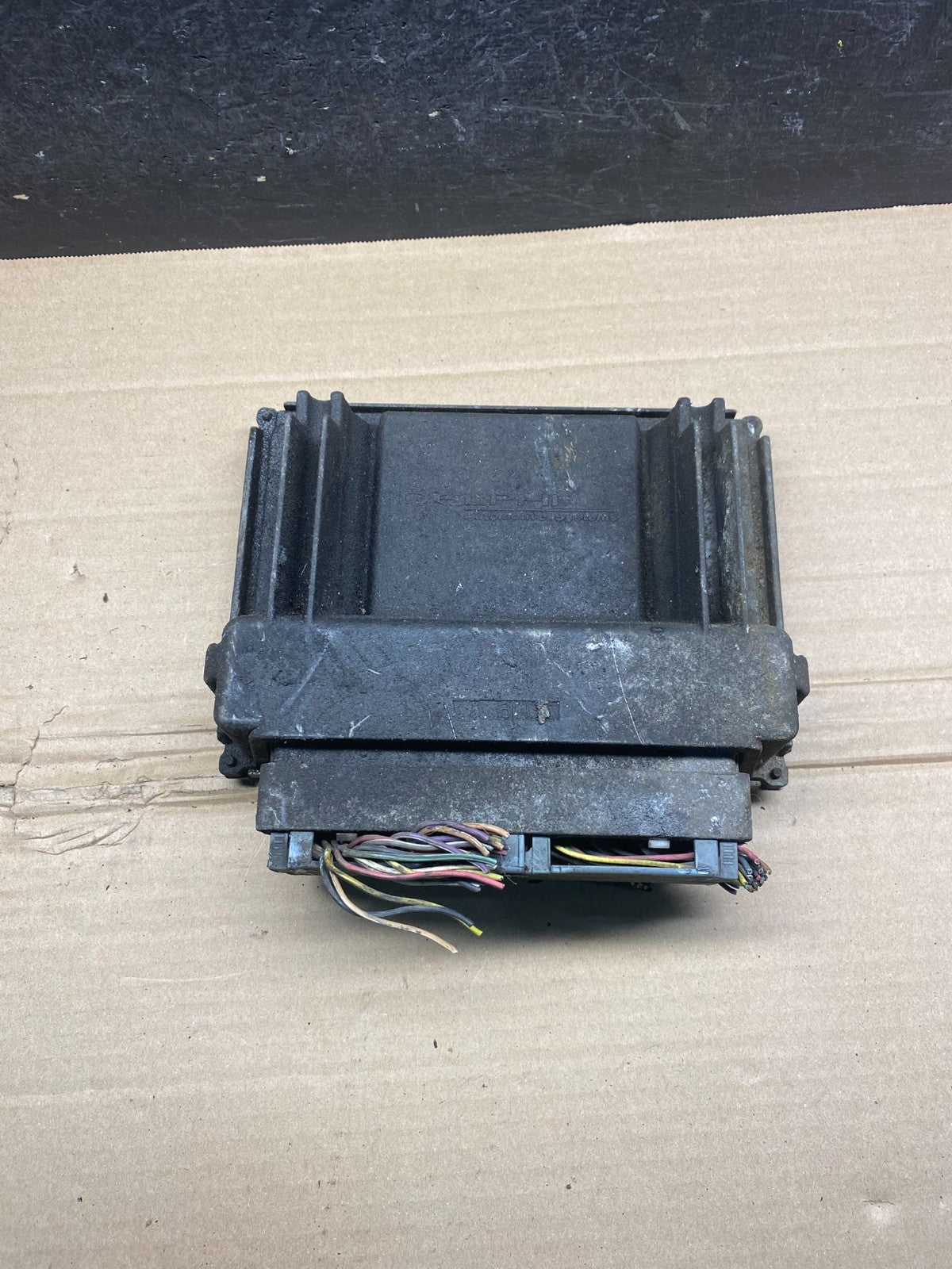 2003-2006 Chevrolet Tahoe Silverado Engine Control Unit Module ECM ECU AH9564 DG1