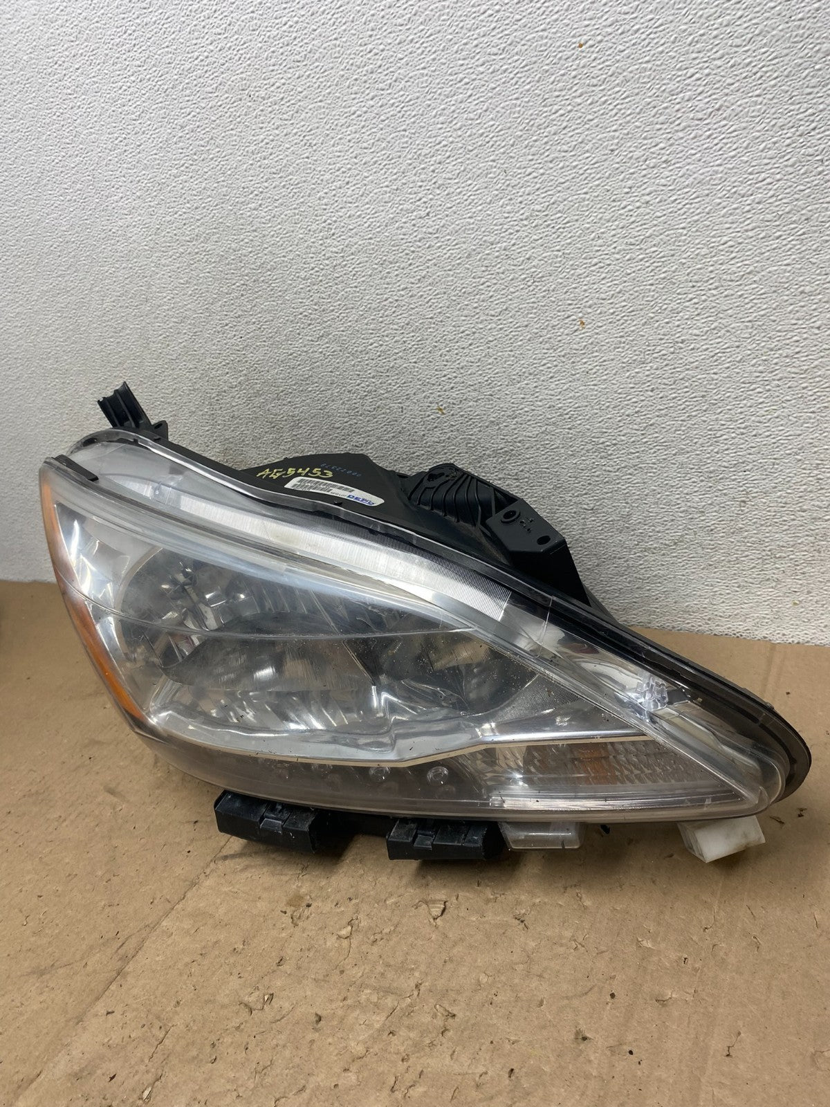 2013 - 2015 Nissan Sentra W/LED Halogen Right Passenger Headlight DEPO AG5453 DW2