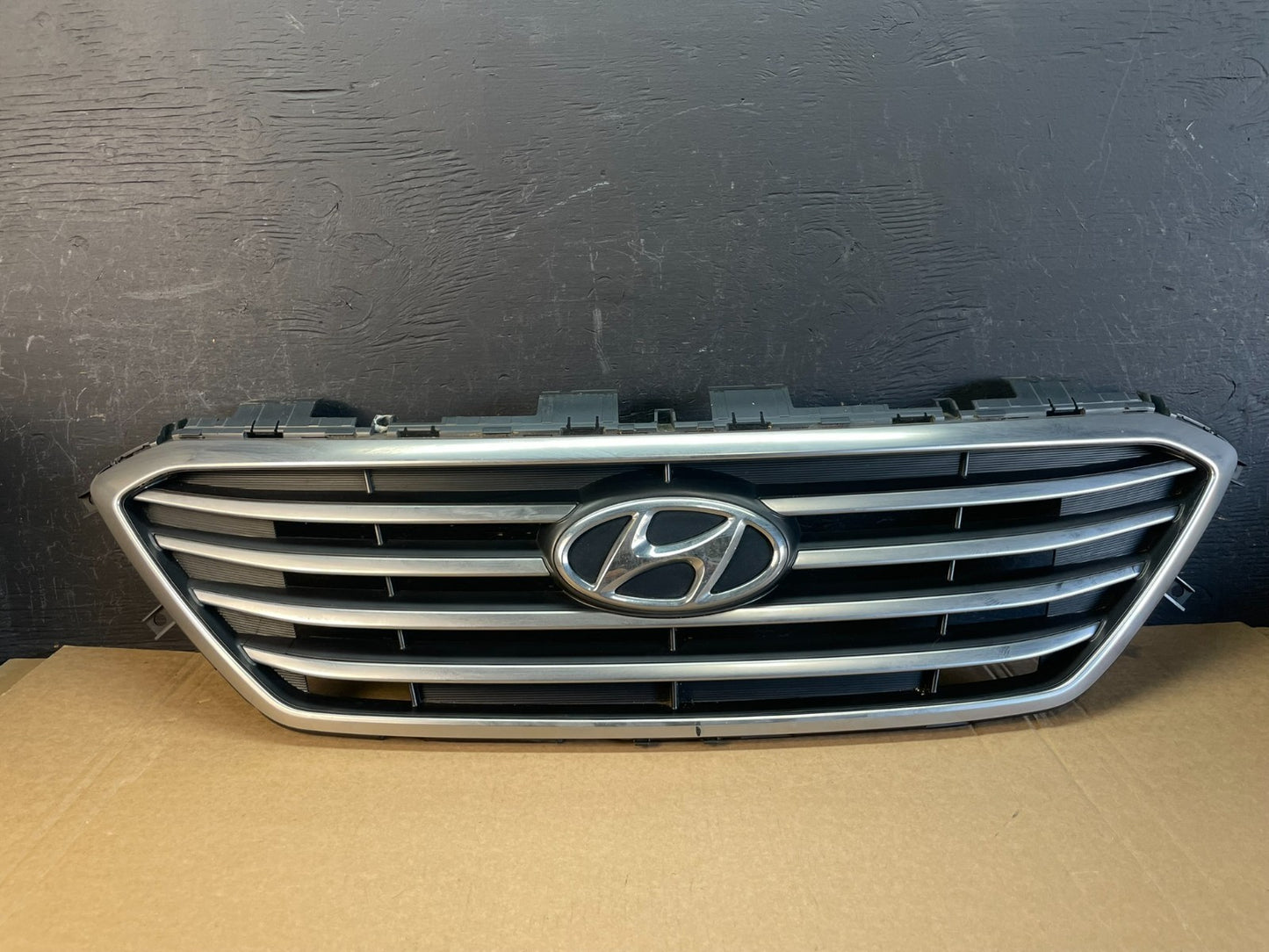 2015 2016 2017 Hyundai Sonata Front Upper Grill Grille ac9954 DG0