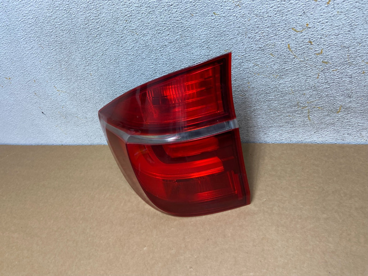 2011 2012 2013 Bmw X5 E70 Left Driver LH Tail Light AI2555 LK1