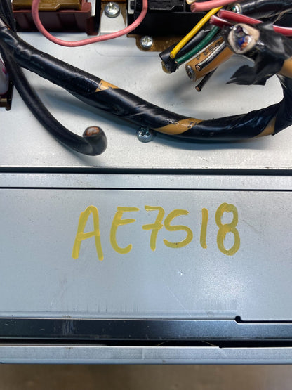 2009 to 2011 Cadillac Sts Radio 6 Disc Screen Display CD Player AE7518 DG7