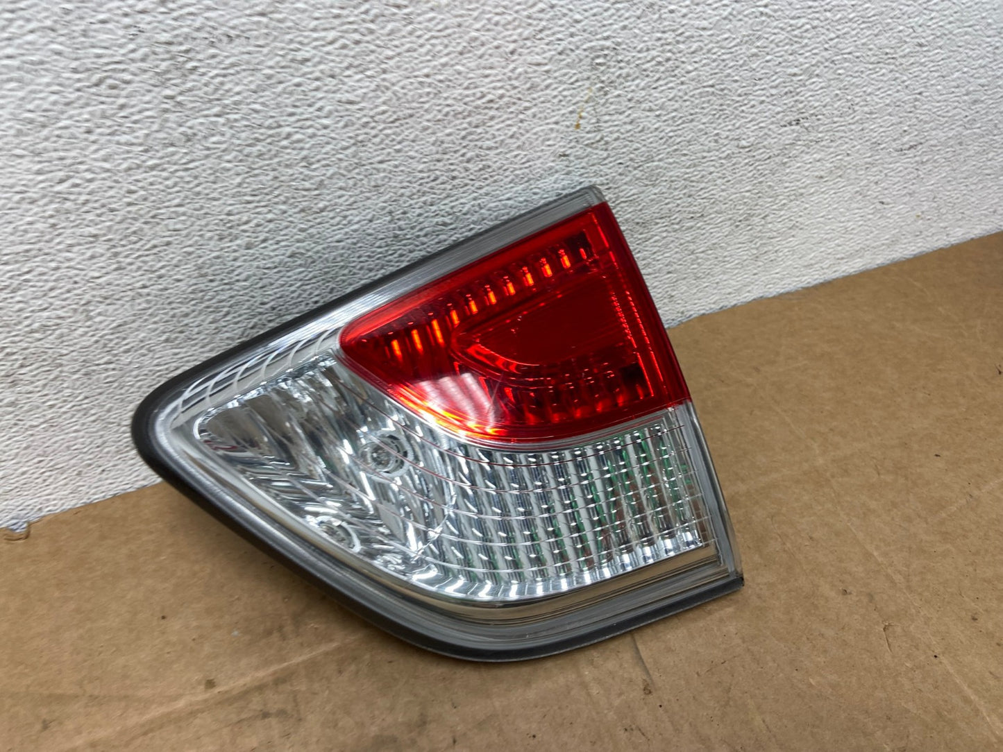 2013 to 2016 Nissan Pathfinder Right Passenger Inner Tail light AD6245 LK2