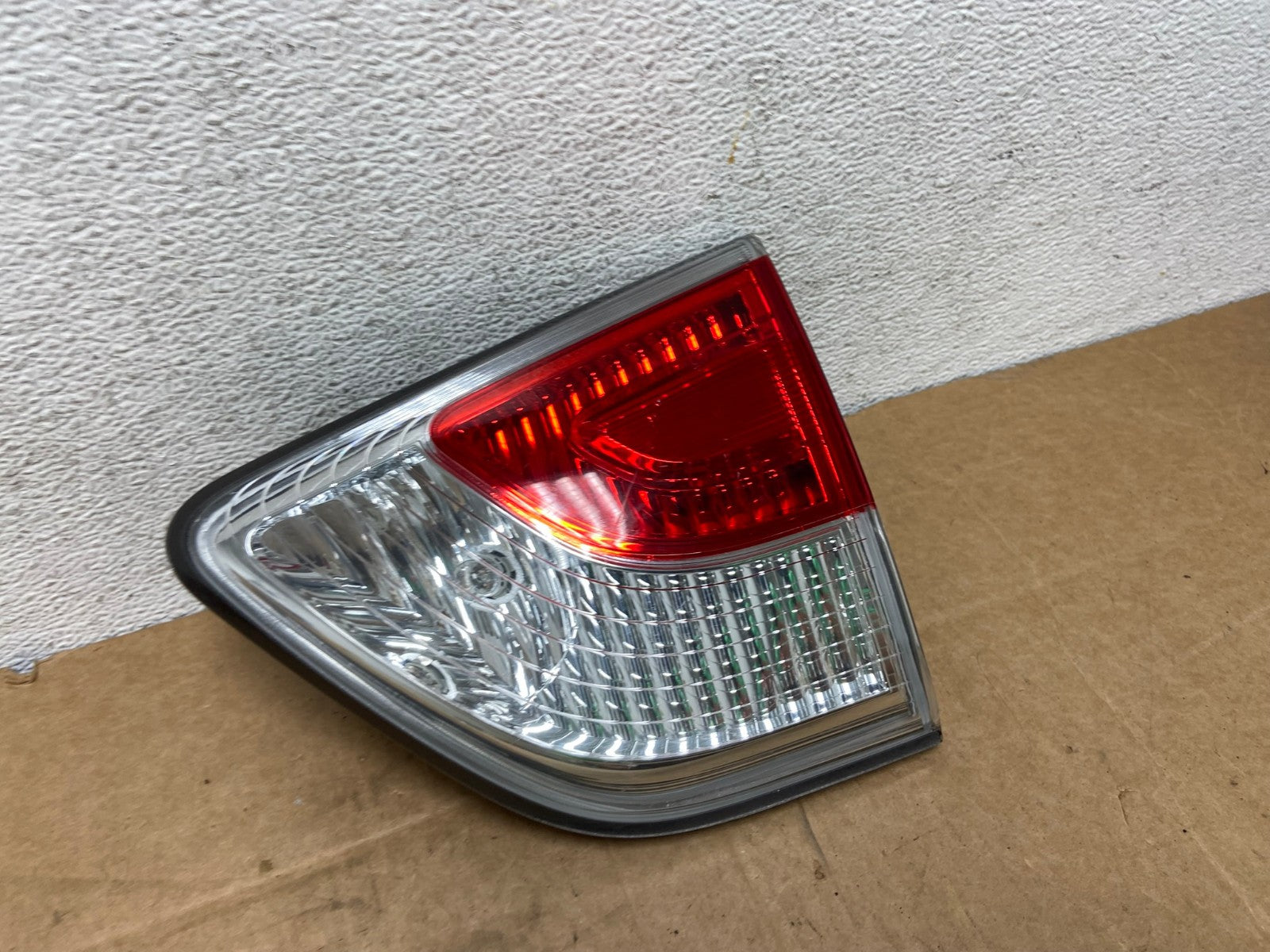 2013 to 2016 Nissan Pathfinder Right Passenger Inner Tail light AD6245 LK2