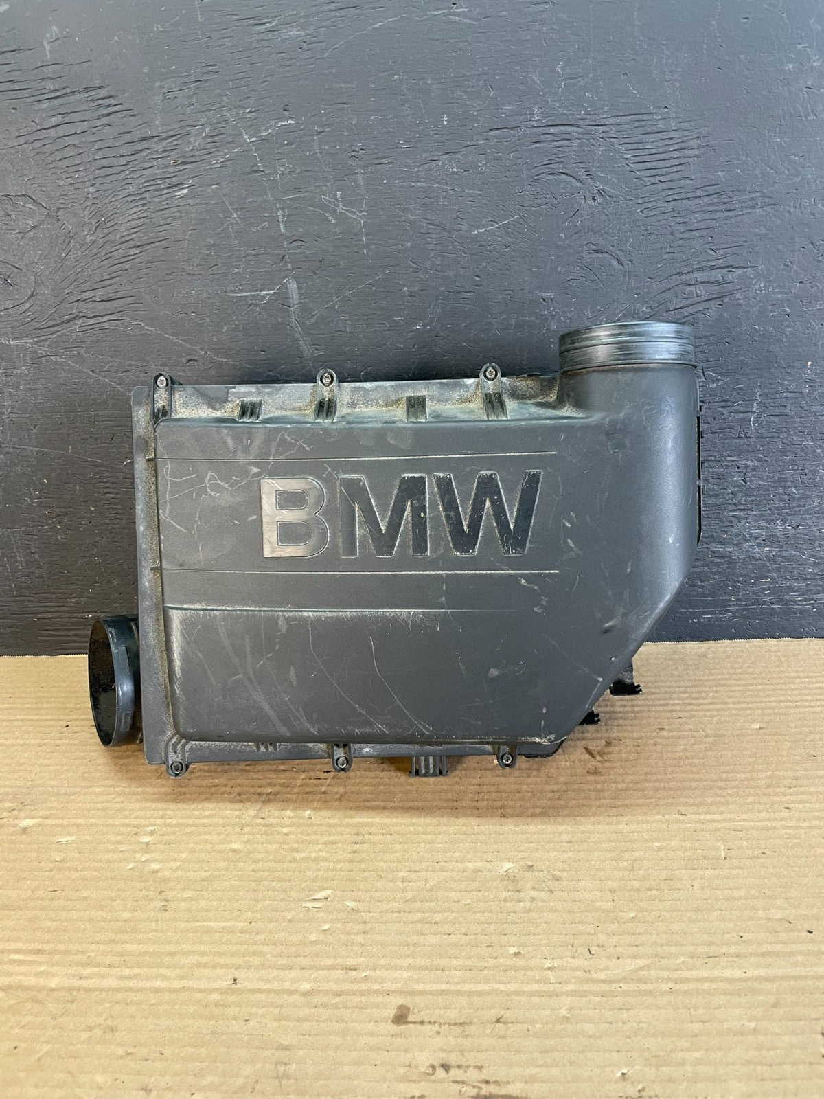 2011 to 2018 BMW X5 Air Intake Cleaner Filter Housing Box AF3427 DG0