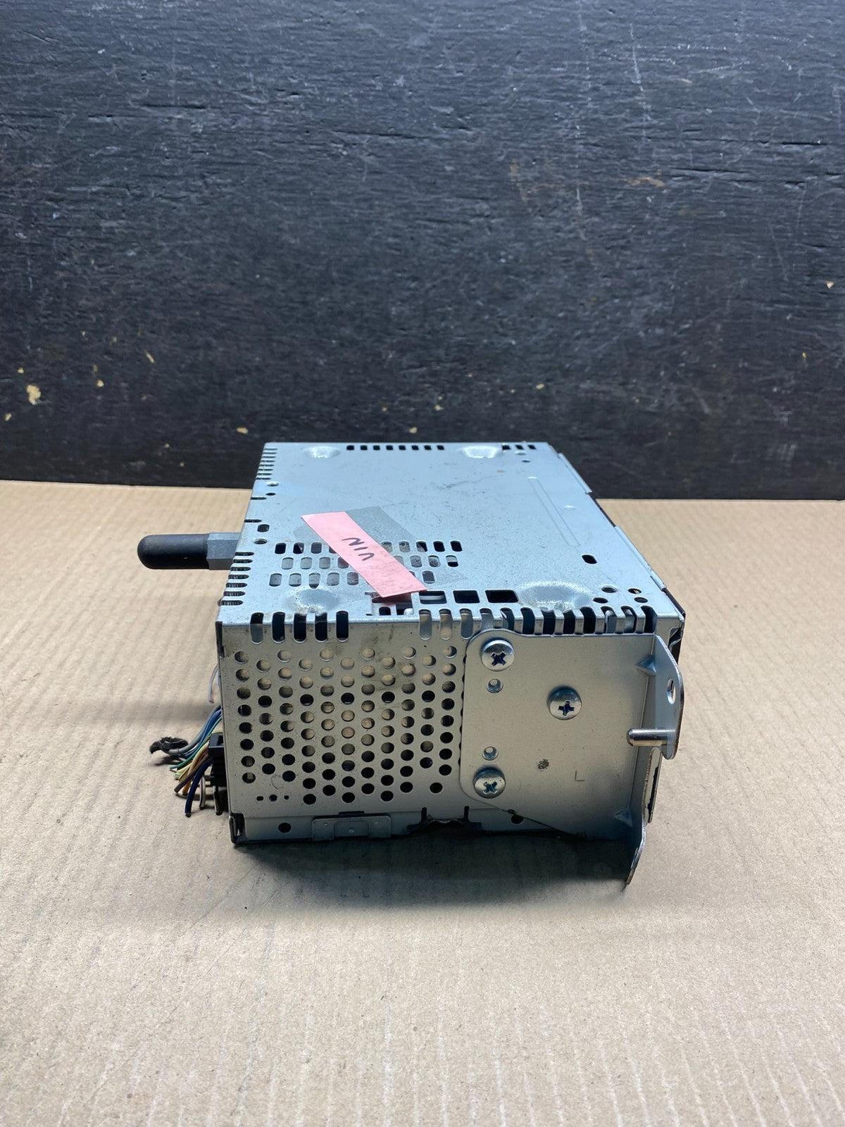 2014 to 2015 Ford Explorer Audio Equipment Radio Receiver AM FM CD AI5322 DG2