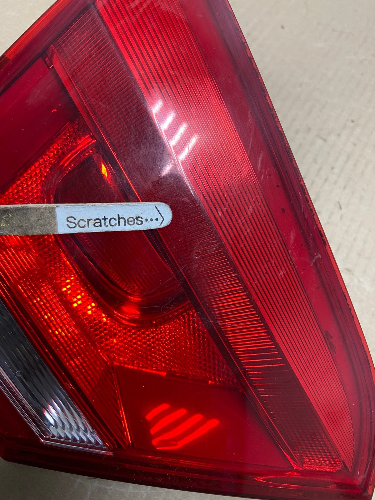 2012 to 2015 Volkswagen Passat Left Driver Lh Inner Tail light AF5808 LK3