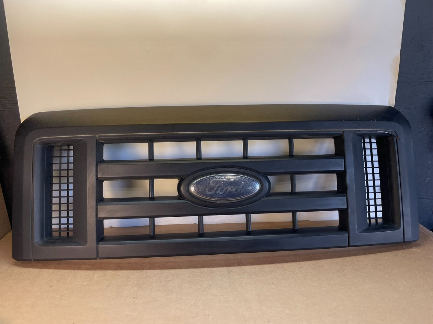 2008-2014 Ford Econoline E150 E250 Front Upper Chrome Grill Grille af8709 DG0