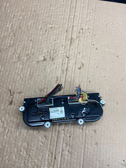 2011 - 2014 Volkswagen Jetta Center Climate Control Panel AC Heater af6387 DG3