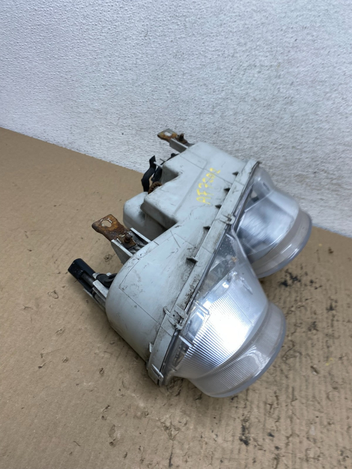 1994 to 2001 Acura Integra 2D Right Passenger Side Headlight AF72027