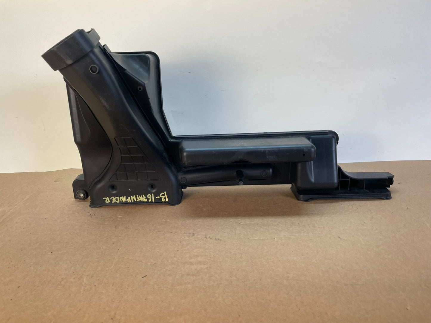 2013 to 2016 Nissan Pathfinder Upper Air Intake Duct AG3022 DG4