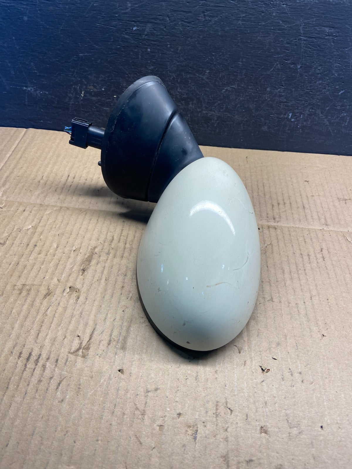 2002 to 2007 Mini Cooper Driver Left Side View Power Door Mirror AD2972 DW0