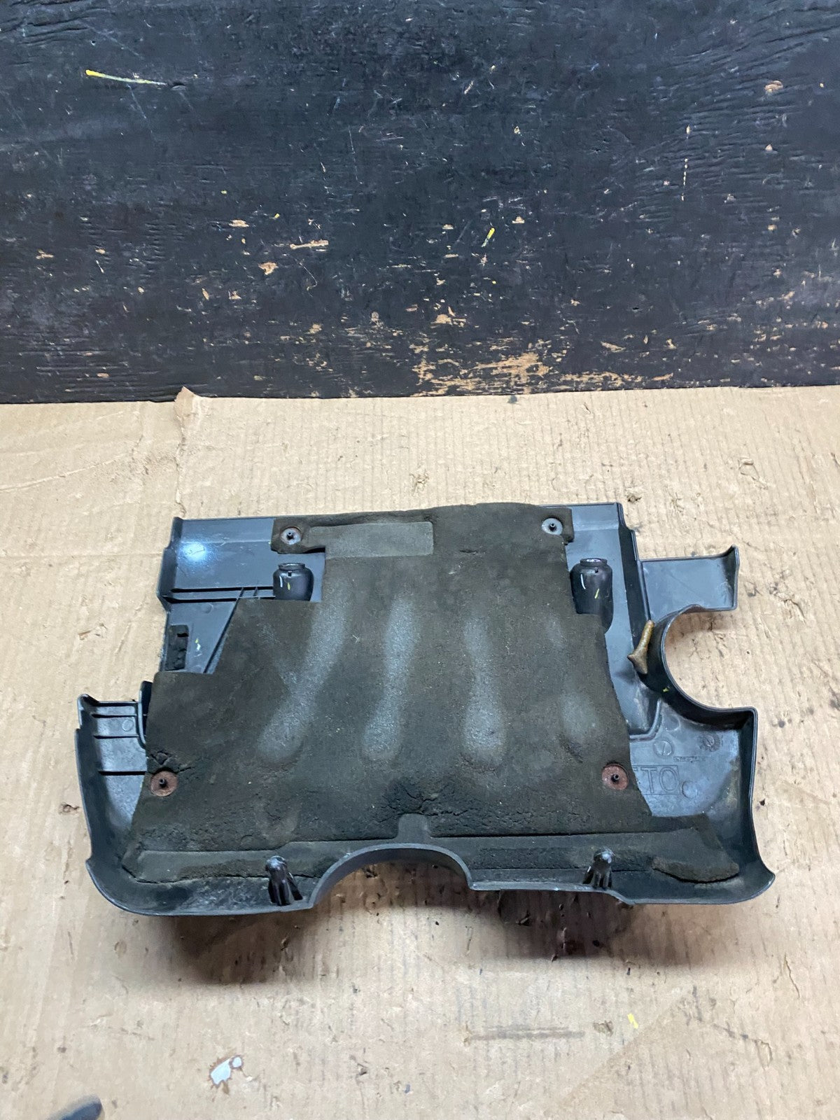 2009 to 2013 Nissan Sentra Engine Motor Cover U0338 DG5