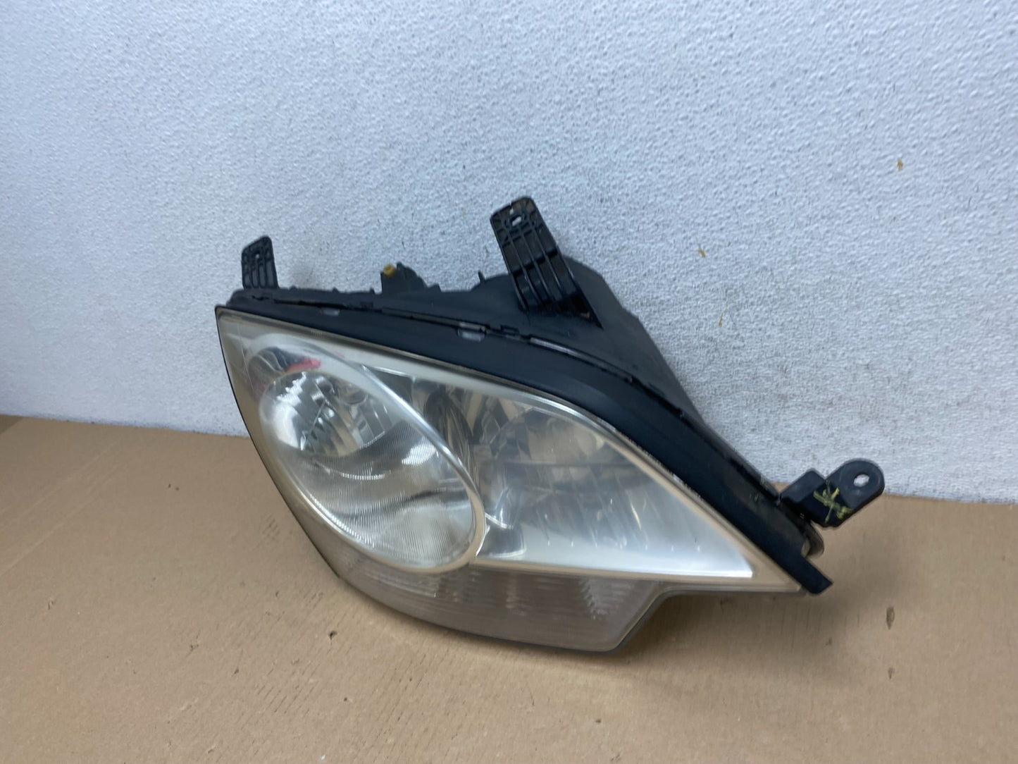 2008 2009 2010 Saturn Vue Right Passenger Halogen Headlights AF3047 DW1