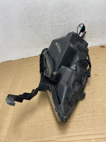 2007 to 2011 Honda CR-V Crv Left Driver LH Side Headlight Halogen AG8240 DW4