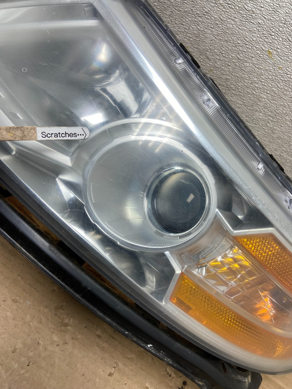 2011 to 2013 Honda Odyssey Front Left Driver LH Headlight Halogen AB4631 DW3