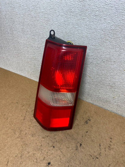 2003 to 2017 Chevrolet Express 1500 Left Driver Side Tail Light Oem S7700 DW1