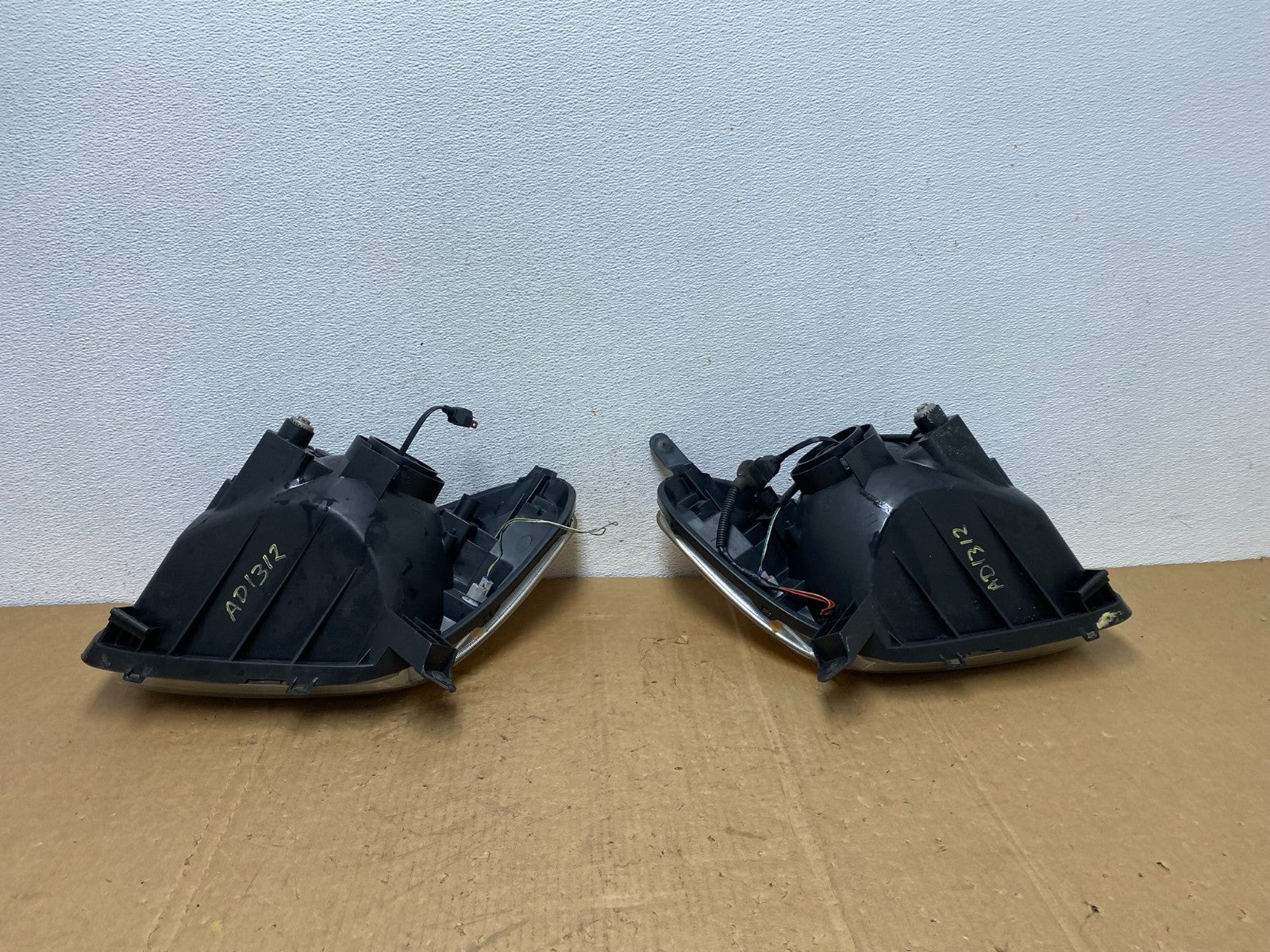 2001 - 2003 Toyota Rav4 Left+Right Side Headlights Halogen AD1312 DW9