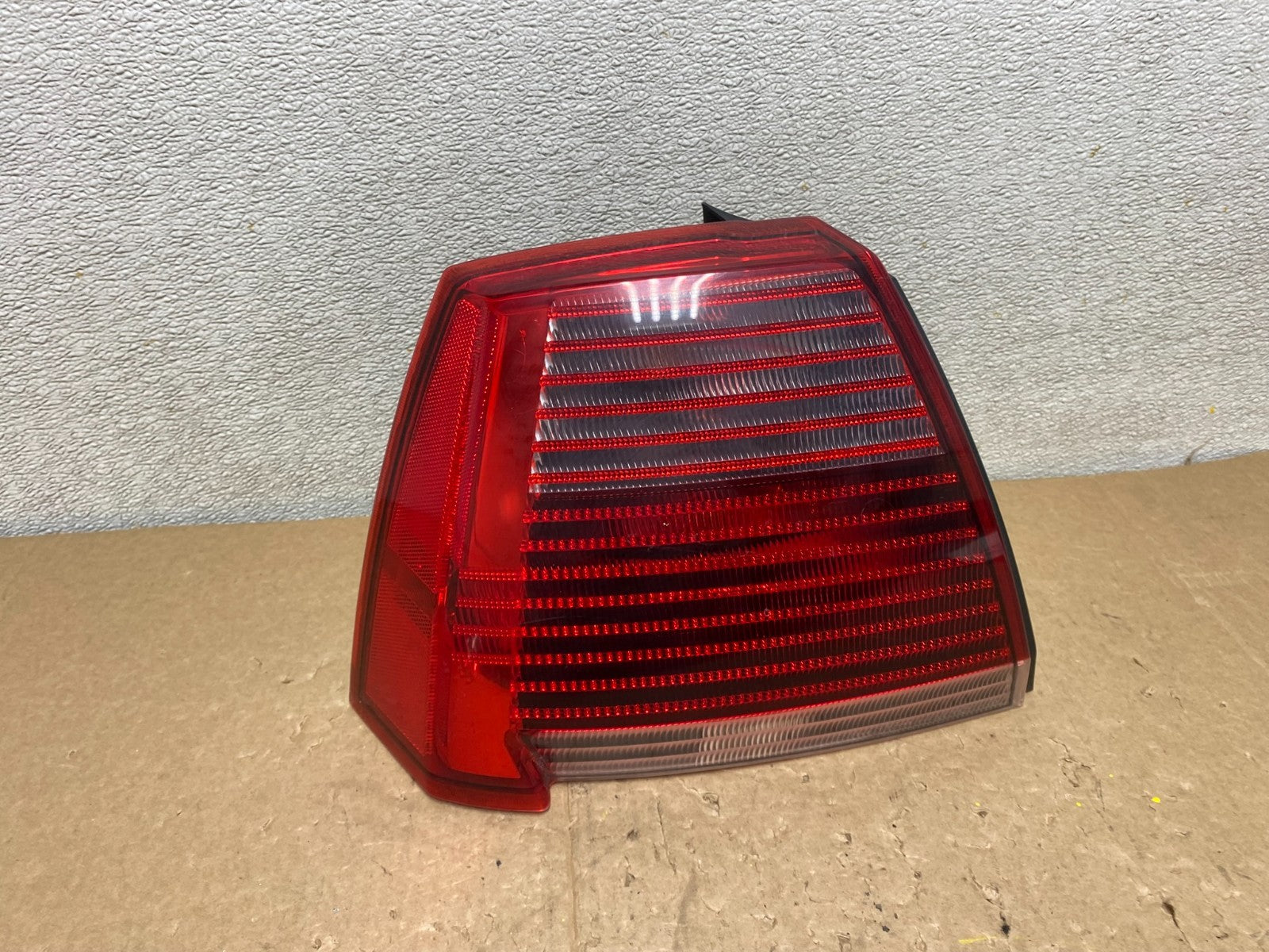 2004 2005 2006 Mitsubishi Galant Sedan Left Driver Lh Tail Light V0078 DW0
