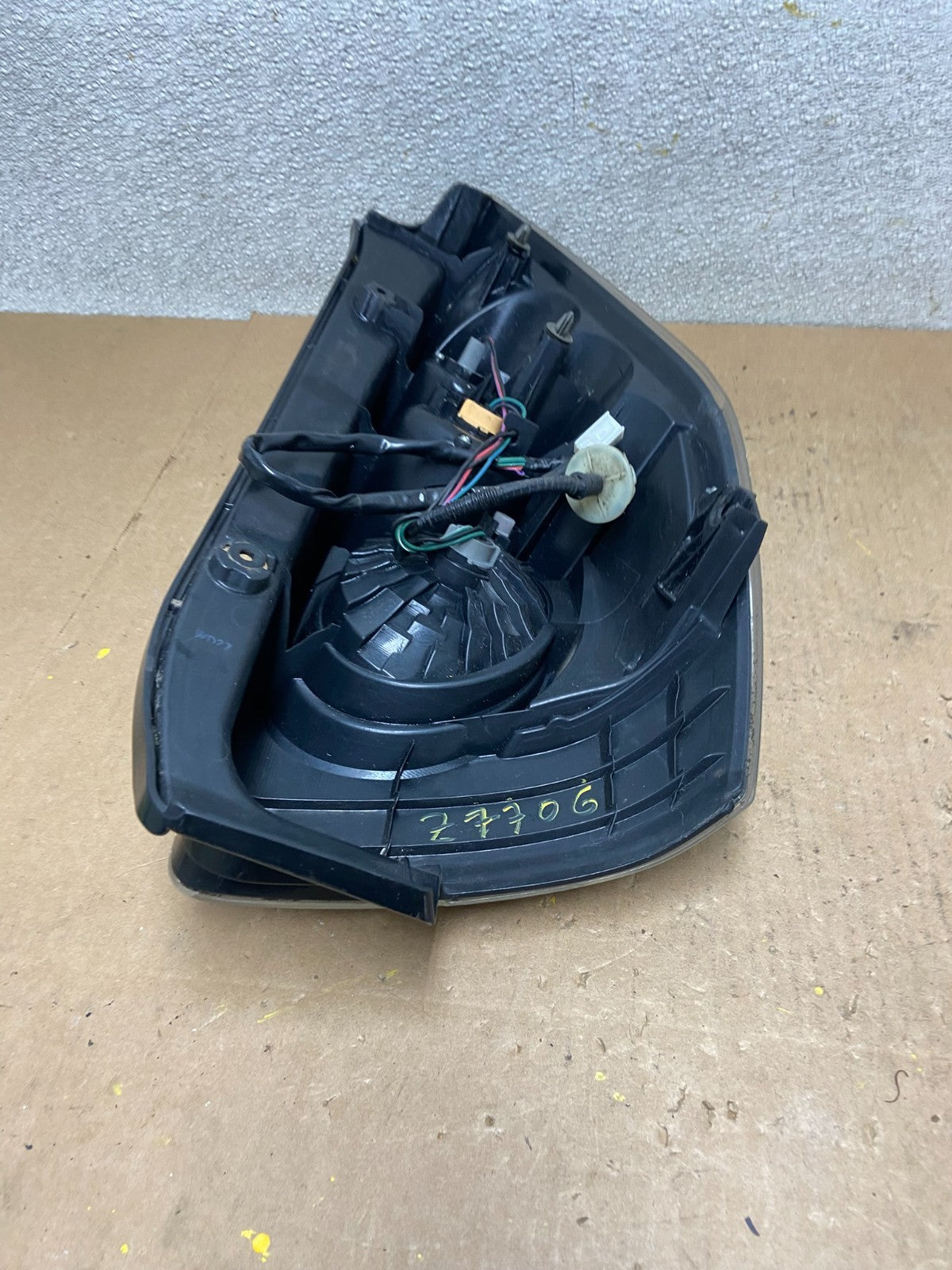 2006 2007 Mazda 5 Left Driver Side Tail Light AD1028 LK5