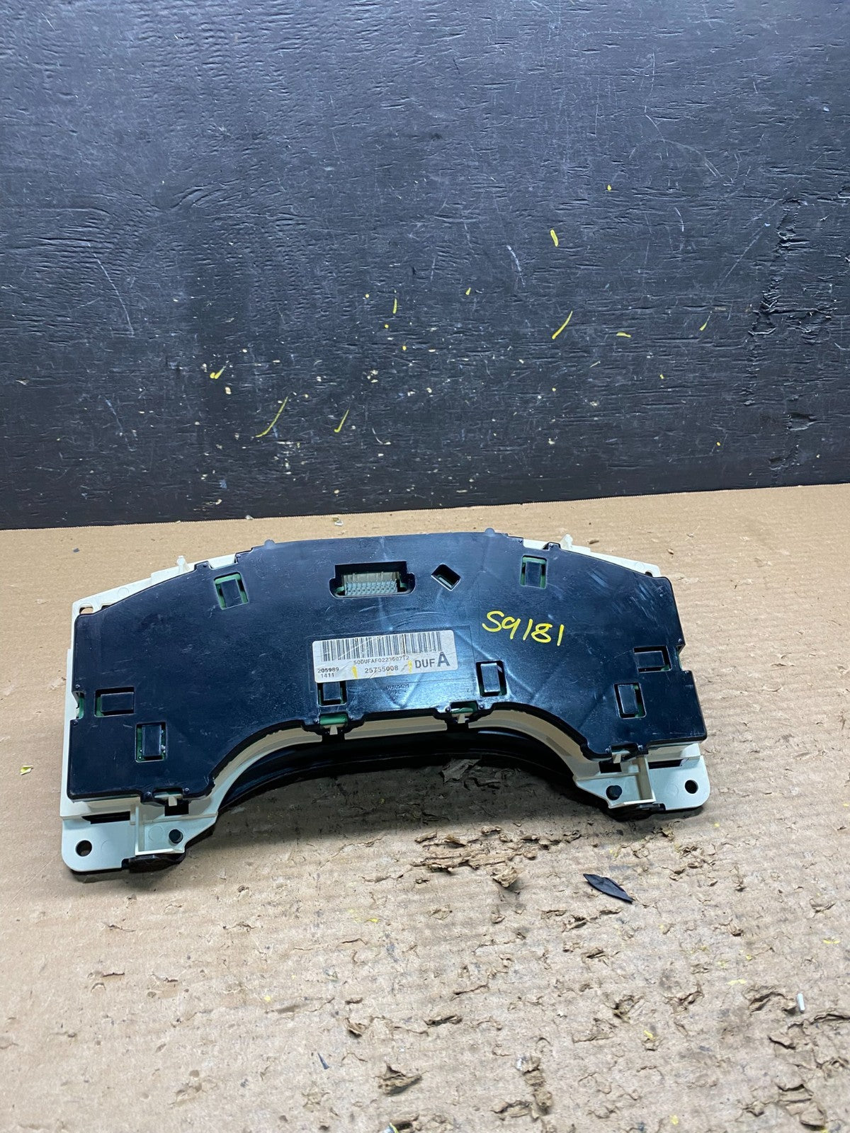 2003 to 2007 Chevrolet Express Speedometer Cluster Gauge 25755008 S9181 DG4