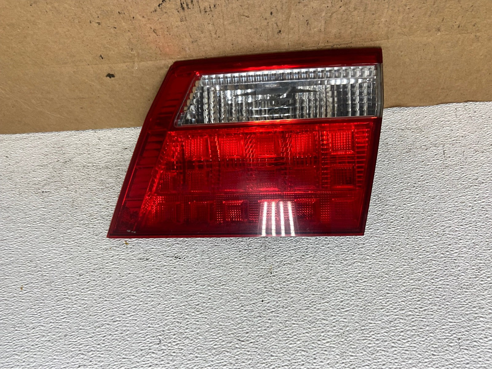 2005 2006 2007 Honda Odyssey Inner Right Passenger RH Tail Light AD4677 LK0
