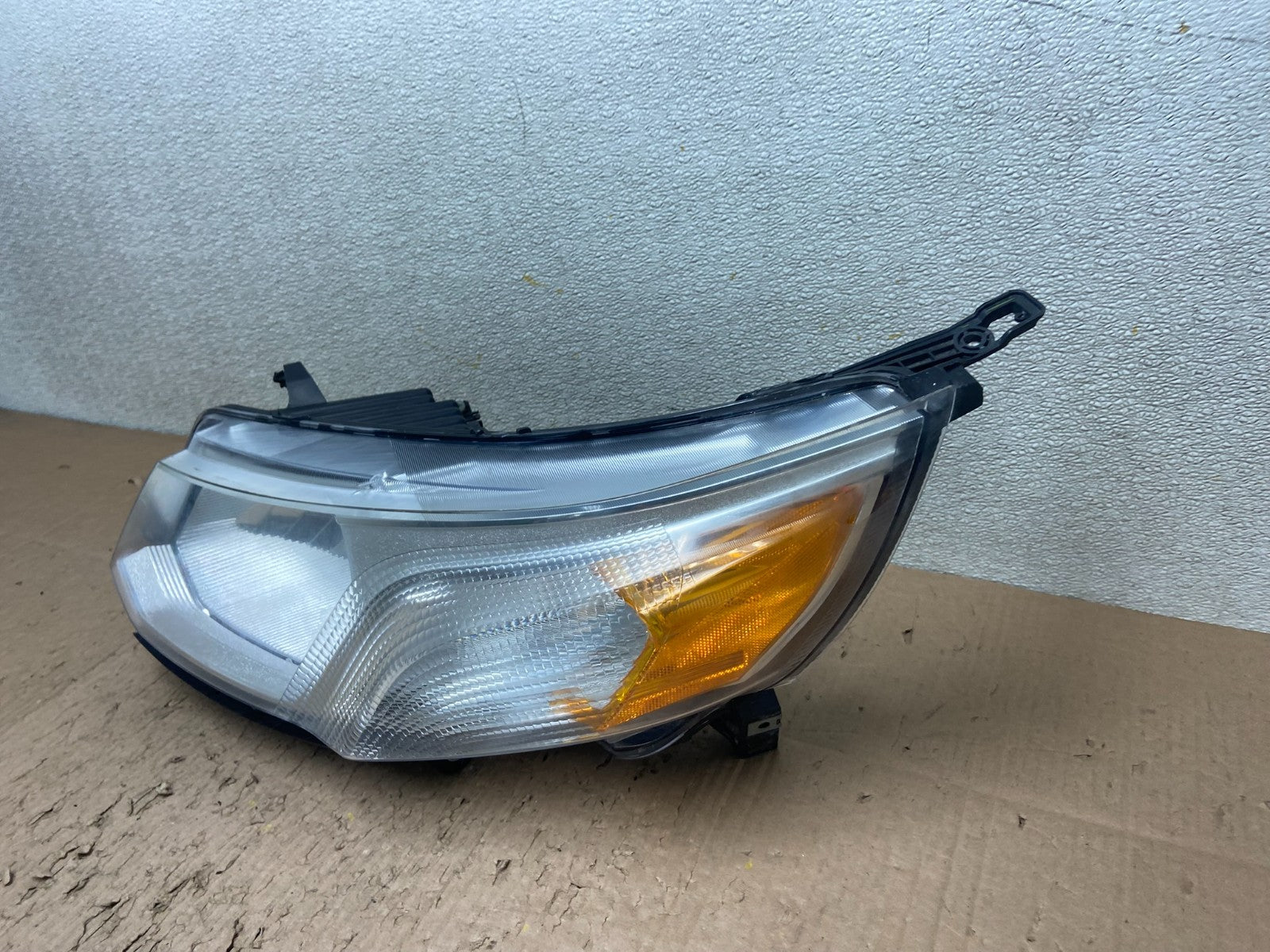 2015 2018 Chevrolet City Express Left Driver LH Side Halogen Headlight Y4937 DG1