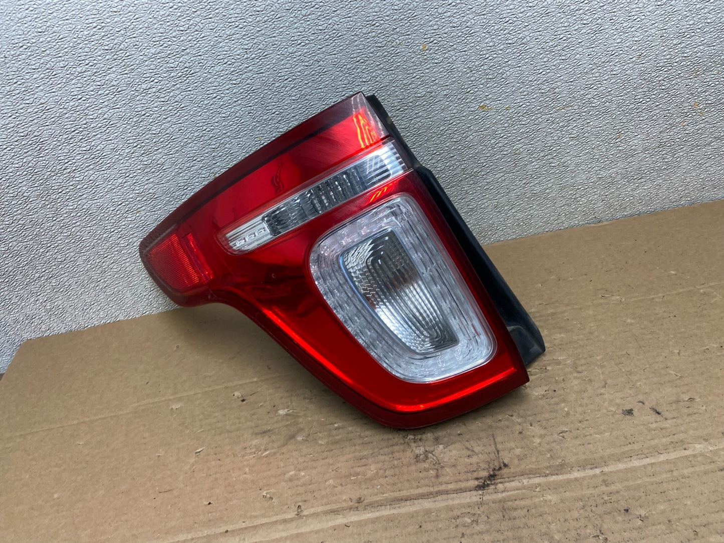 2011 2012 2013 2014 2015 Ford Explorer Left Driver LH Side Tail light AB4642 LK0