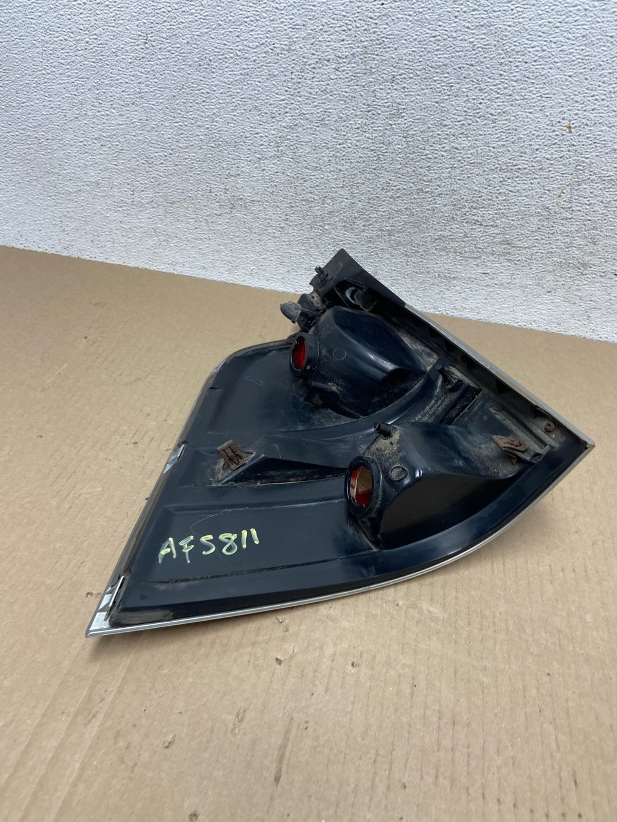 2004 to 2007 Mercury Monterey Right Passenger RH Side Tail Light AF5811 LK5