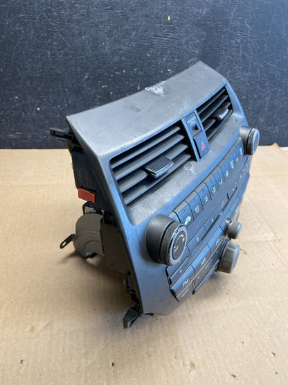 2008 - 2012 Honda Accord Front Radio Control AM./FM CD Climate Control AI3008 DG4
