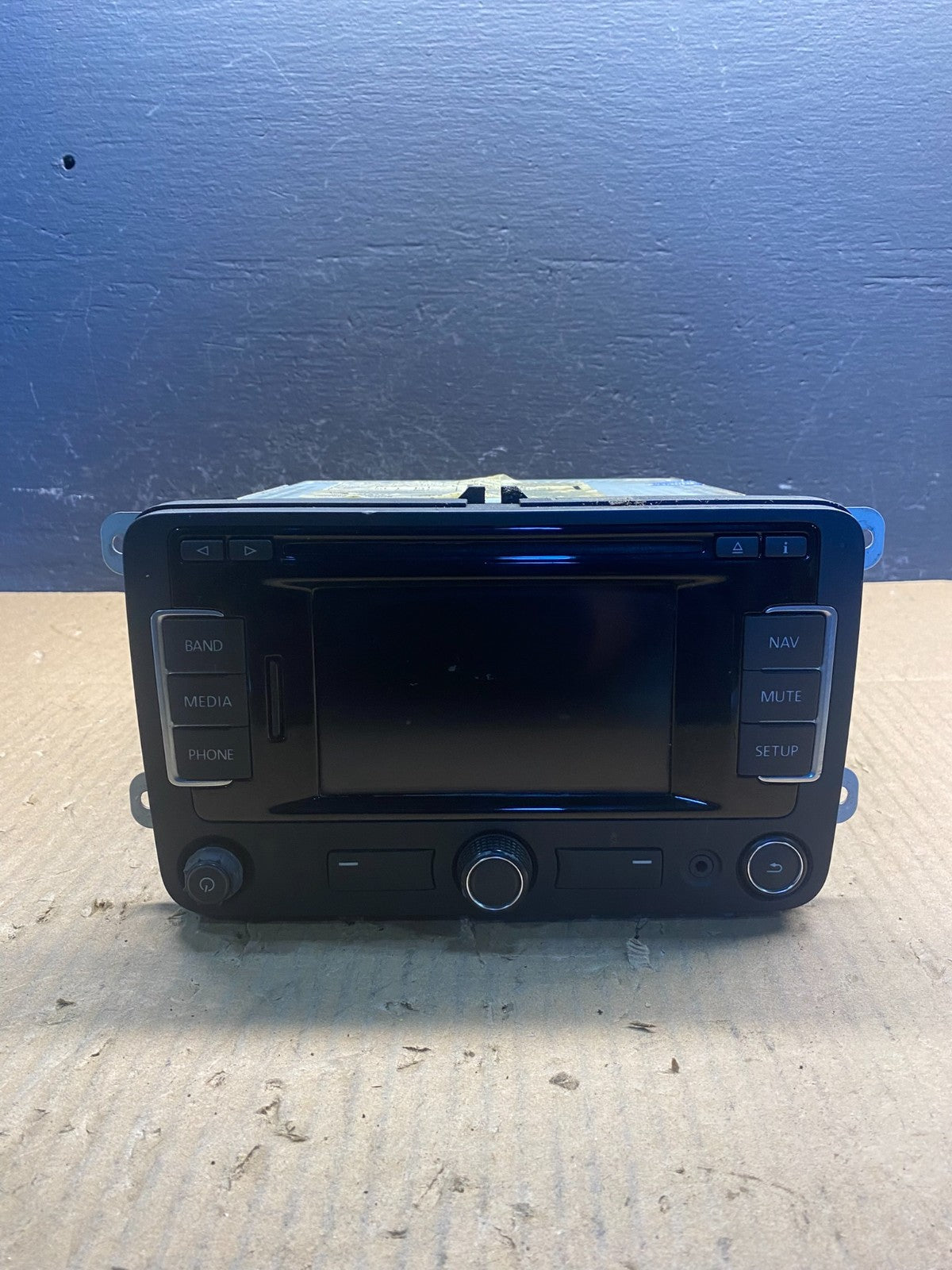 2012 to 2013 Volkswagen Passat Jetta Radio CD Player AM/FM Media ac2688 DG0