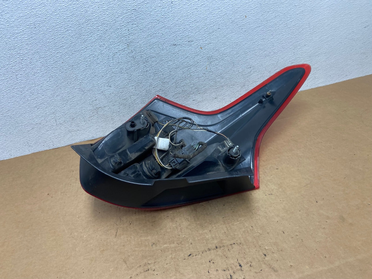 2012-2014 Ford Focus Hatchback Right Passenger Side Rh Tail LIght AD4655 LK3