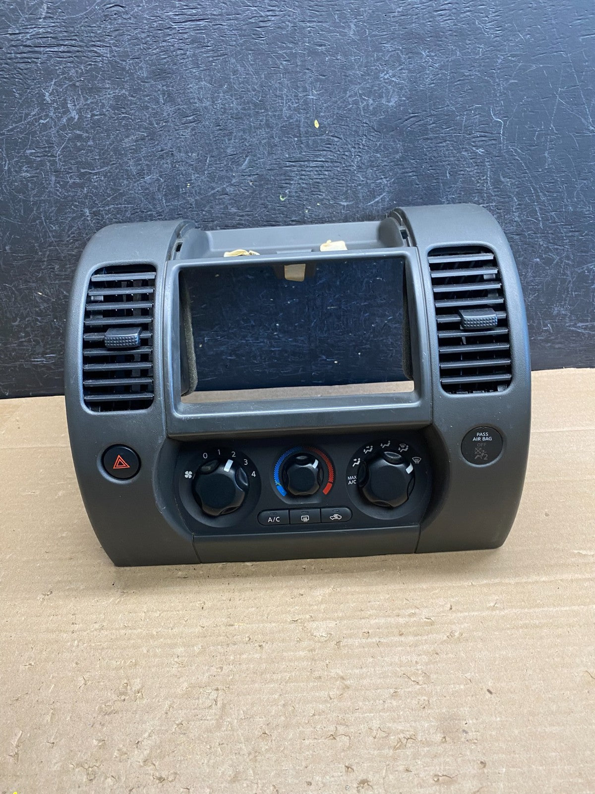 2005-2008 Nissan Pathfinder Radio A/C Heat Temperature Climate Control ag6458 DG0