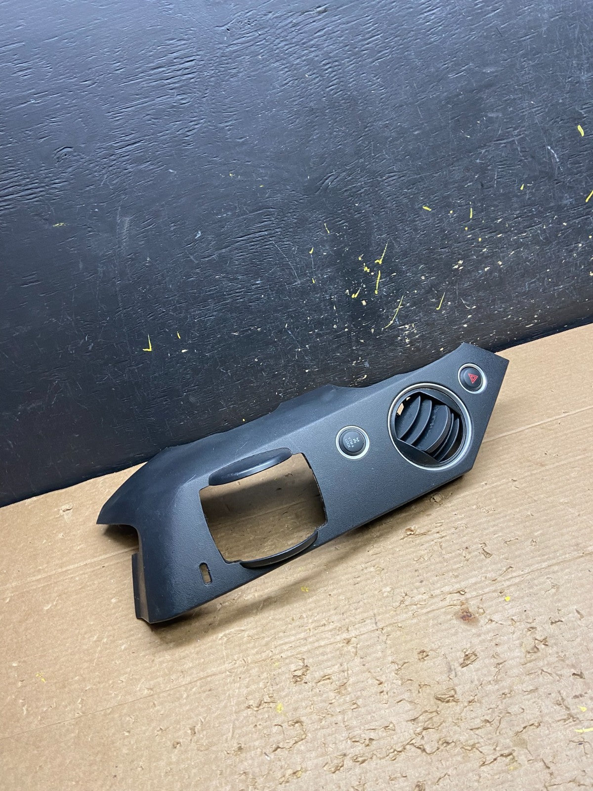 2009-2015 Honda Pilot Left Dash Vent Center Panel Bezel Hazard Button w2050 DG0